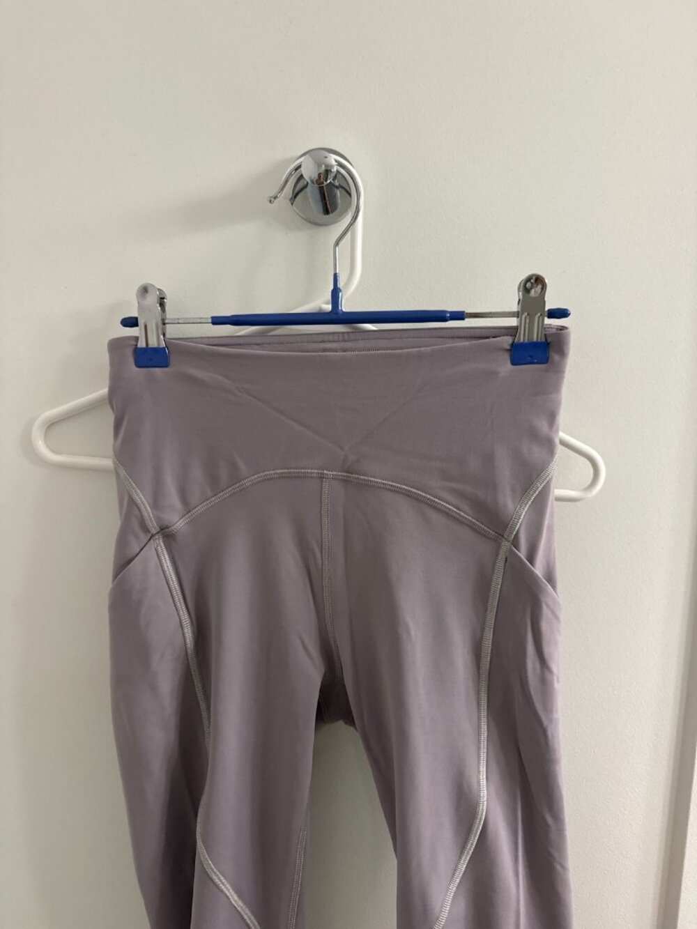 Lululemon High-Rise Legging with Side Pockets Lilac Purple Size 6